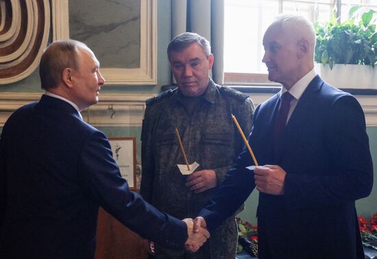 Russia Putin Northwestern Federal District