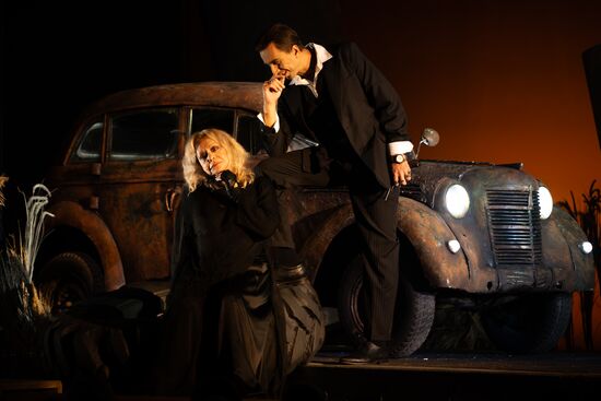 Russia Theatre Messenger