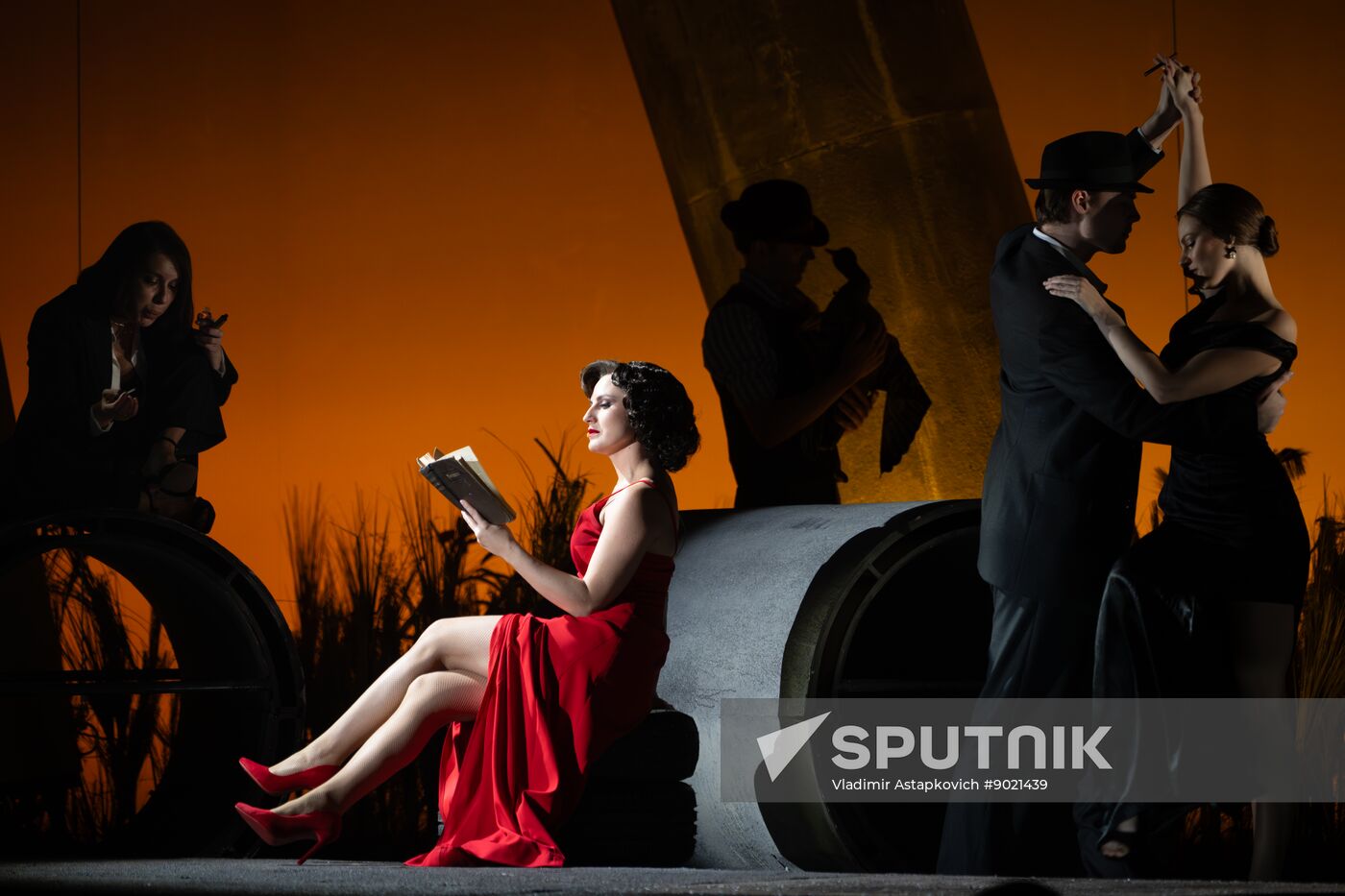 Russia Theatre Messenger