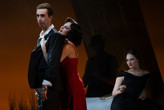 Russia Theatre Messenger