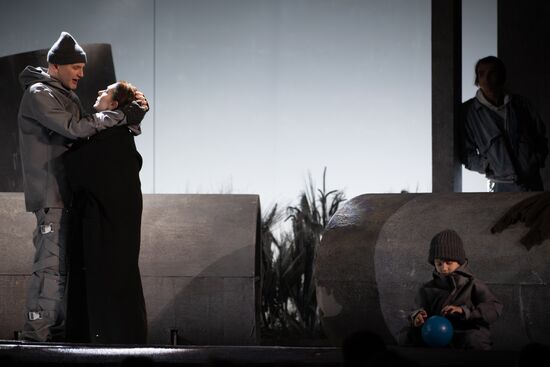 Russia Theatre Messenger