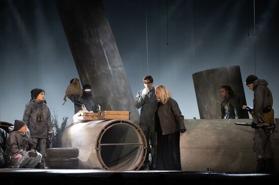 Russia Theatre Messenger