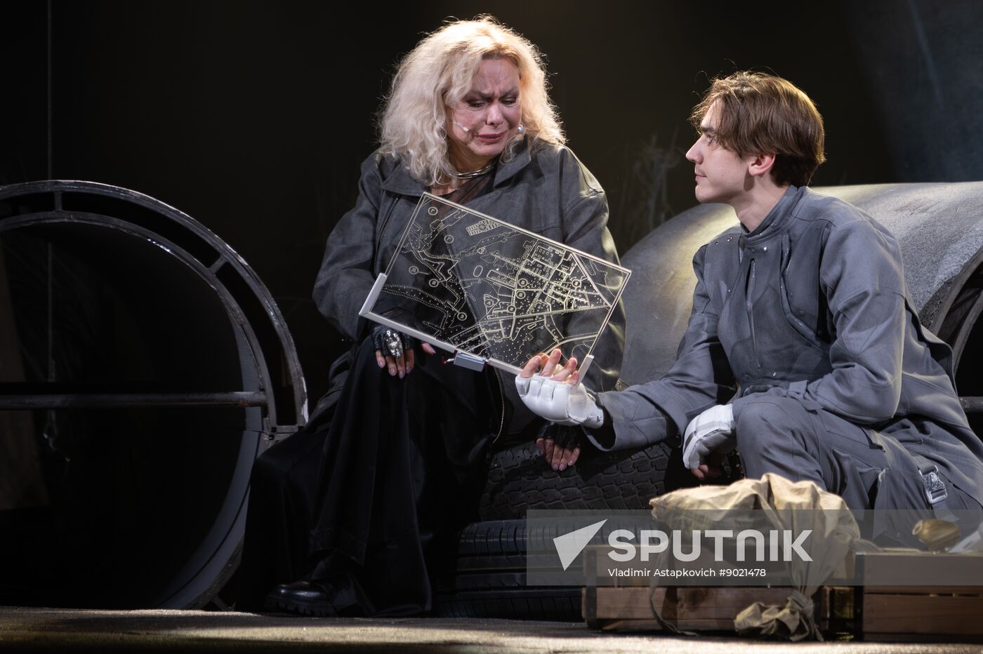 Russia Theatre Messenger