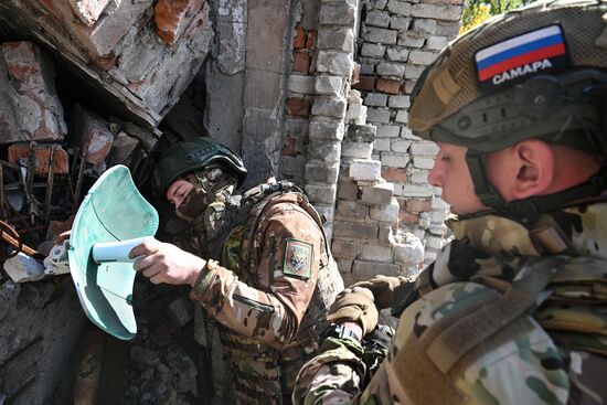 Russia Ukraine Military Operation Signal Unit