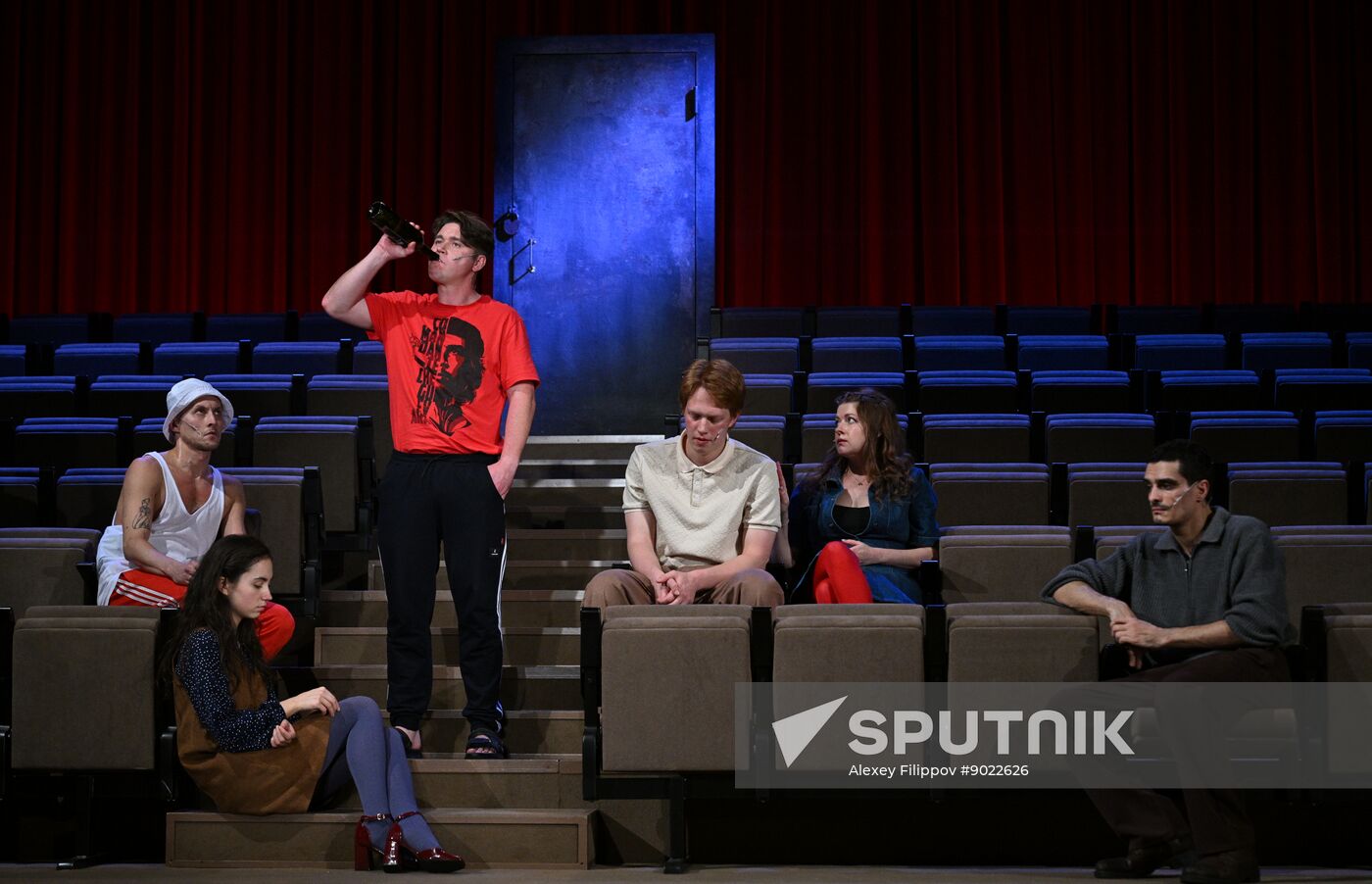 Russia Theatre Youth Will Forgive Everything