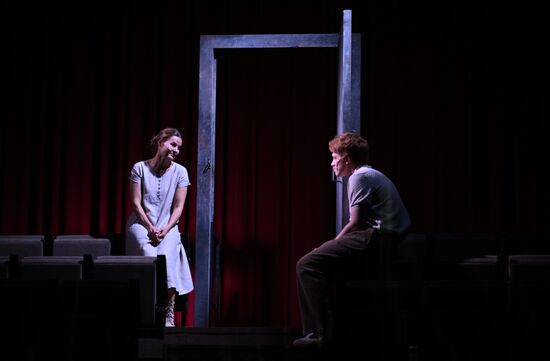Russia Theatre Youth Will Forgive Everything