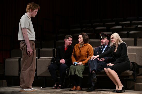 Russia Theatre Youth Will Forgive Everything