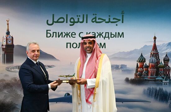 Russia Saudi Arabia Air Traffic