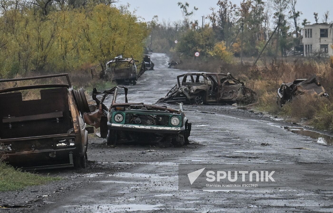Russia Ukraine Military Operation Front Roads
