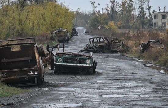Russia Ukraine Military Operation Front Roads