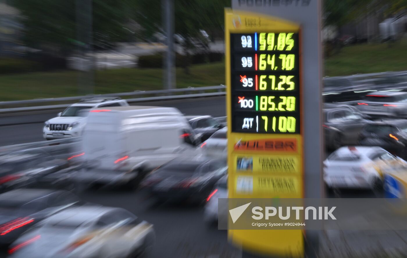 Russia Gasoline Shortages