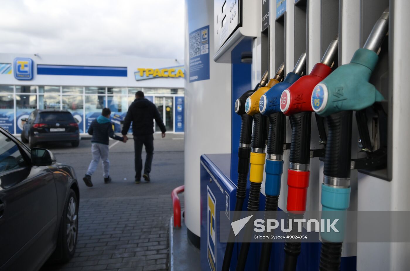 Russia Gasoline Shortages