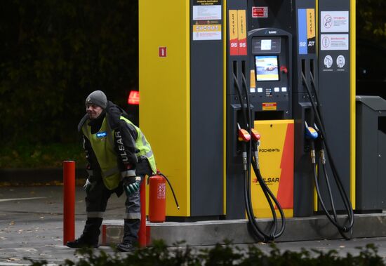 Russia Gasoline Shortages