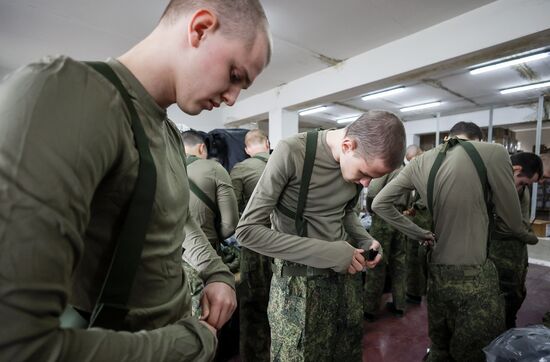 Russia Defence Conscripts