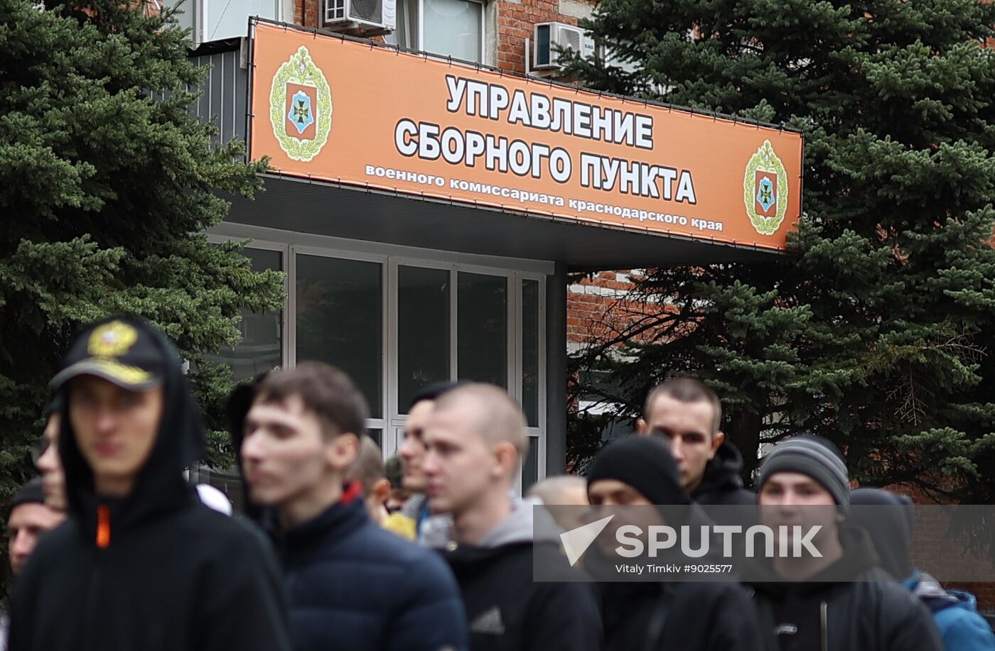 Russia Defence Conscripts