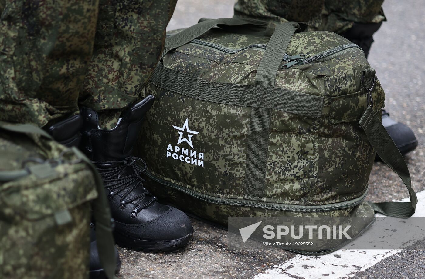 Russia Defence Conscripts