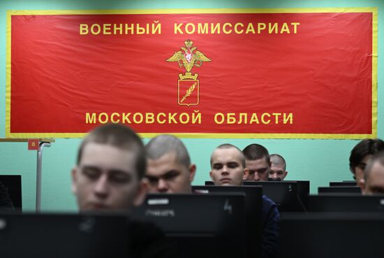Russia Defence Conscripts