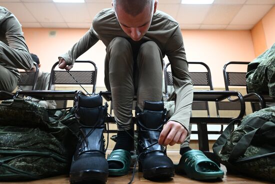 Russia Defence Conscripts