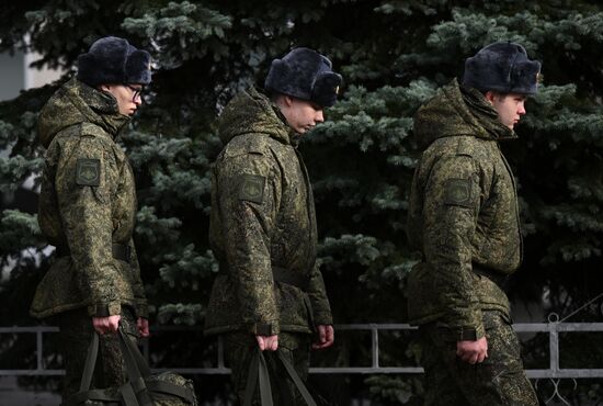 Russia Defence Conscripts