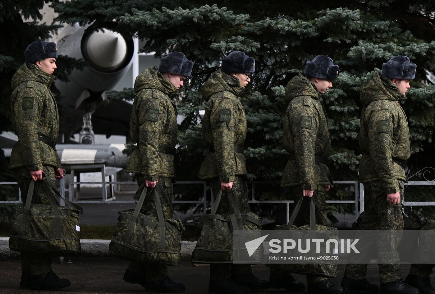Russia Defence Conscripts
