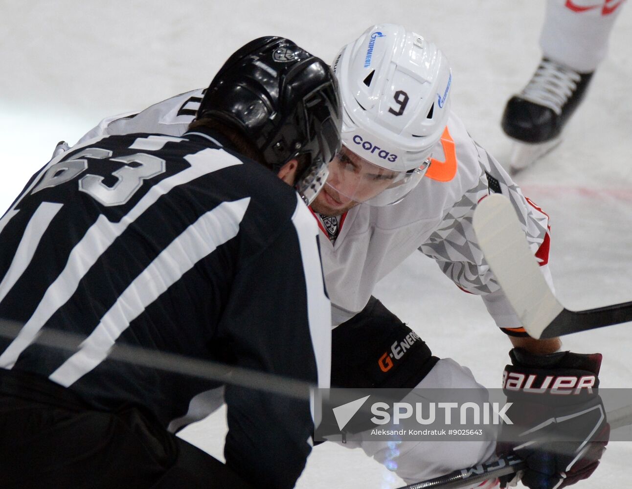 Russia Ice Hockey Kontinental League Traktor - Avangard