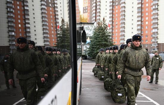 Russia Defence Conscripts