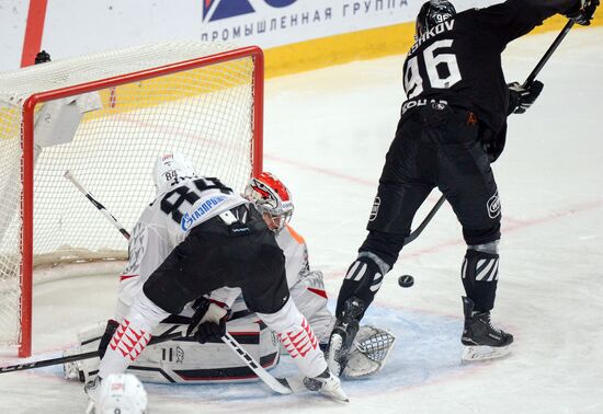 Russia Ice Hockey Kontinental League Traktor - Avangard