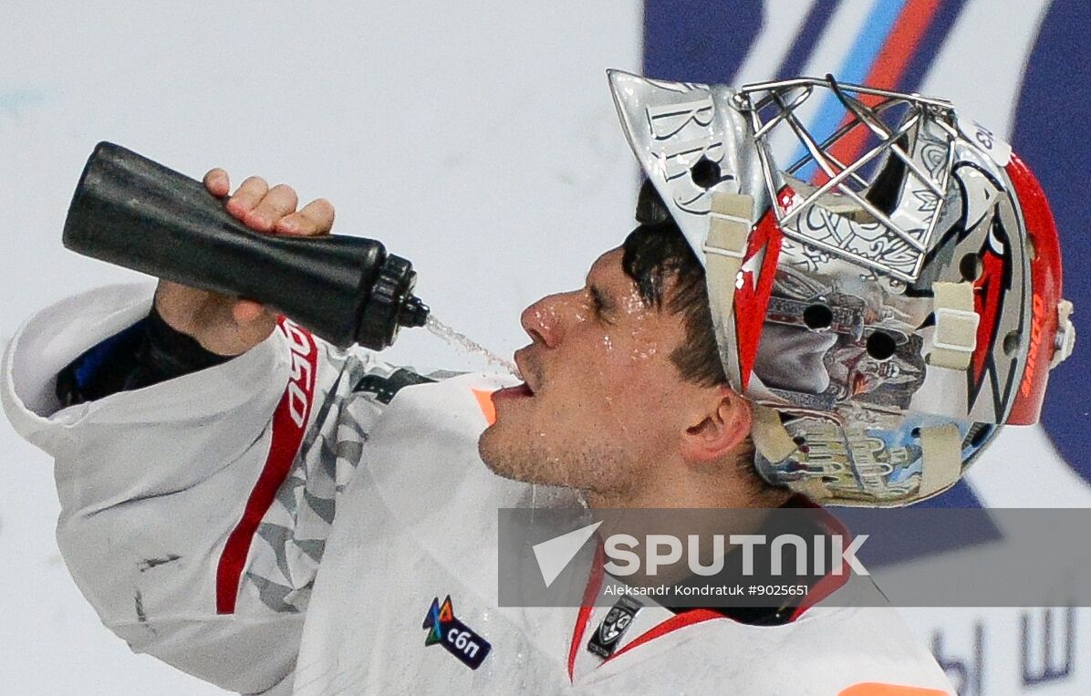 Russia Ice Hockey Kontinental League Traktor - Avangard