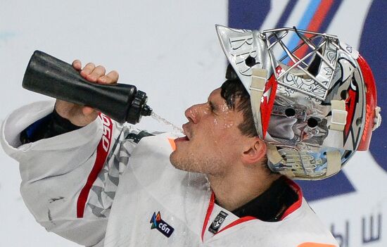 Russia Ice Hockey Kontinental League Traktor - Avangard