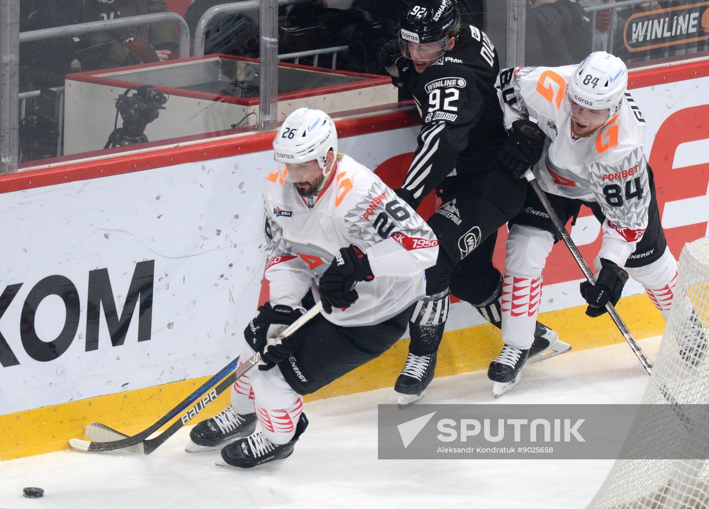 Russia Ice Hockey Kontinental League Traktor - Avangard