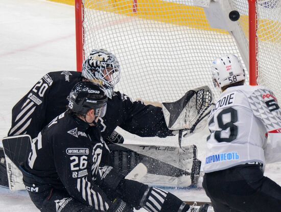 Russia Ice Hockey Kontinental League Traktor - Avangard
