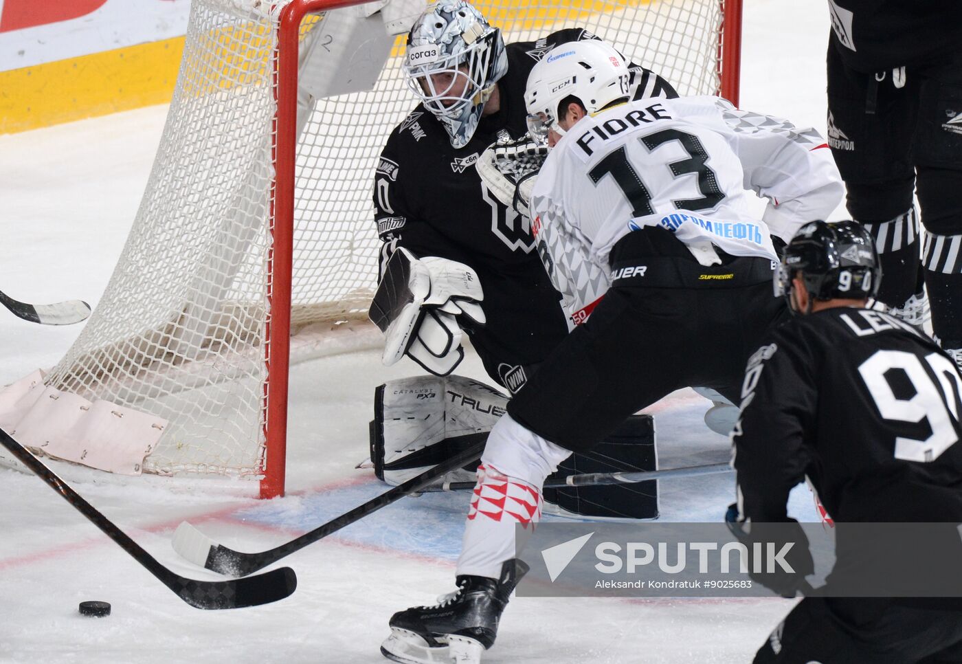 Russia Ice Hockey Kontinental League Traktor - Avangard