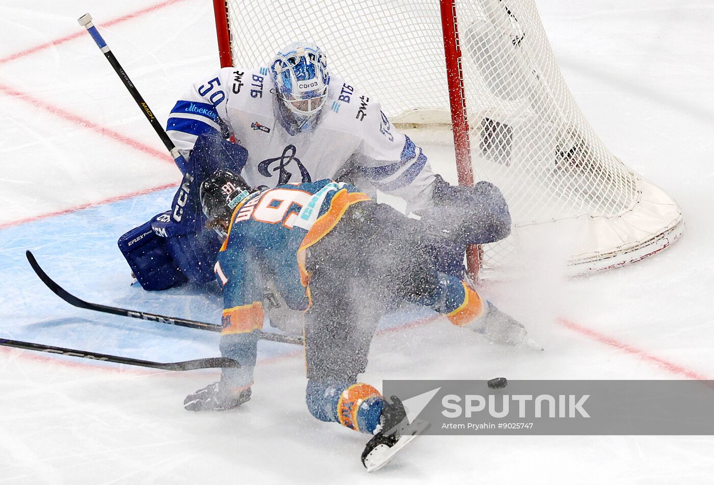 Russia Ice Hockey Kontinental League Dragons - Dynamo
