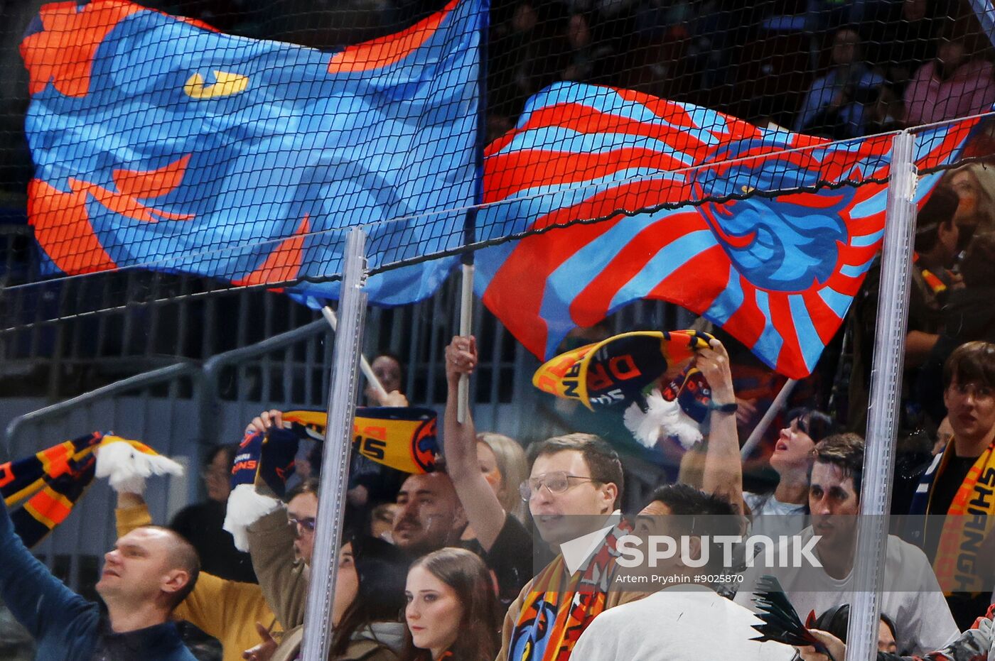 Russia Ice Hockey Kontinental League Dragons - Dynamo