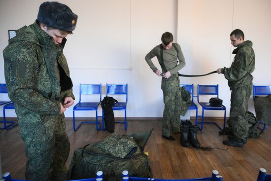 Russia Defence Conscripts