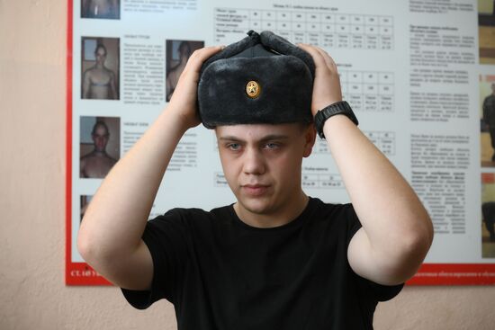Russia Defence Conscripts