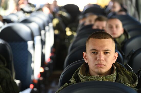 Russia Defence Conscripts