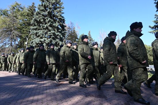 Russia Defence Conscripts