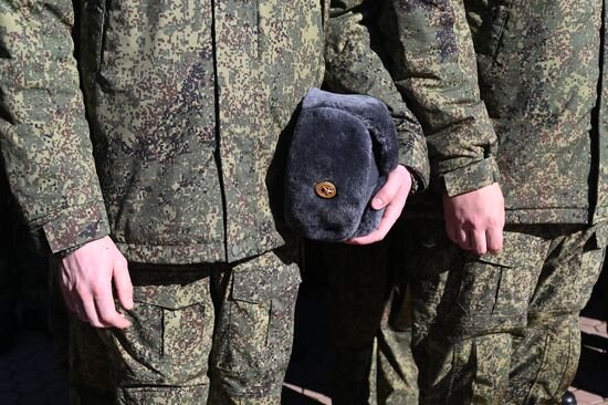 Russia Defence Conscripts