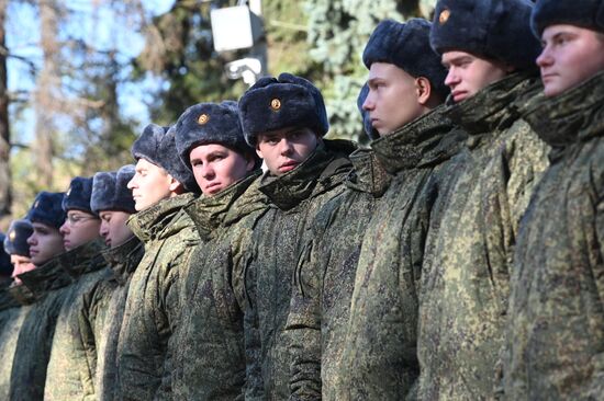 Russia Defence Conscripts