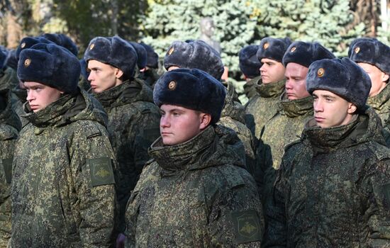 Russia Defence Conscripts