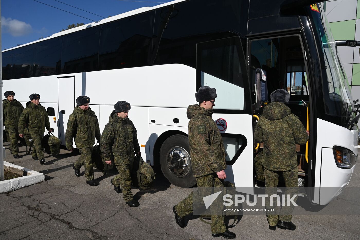 Russia Defence Conscripts