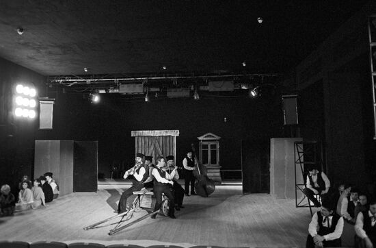 Scene from Tevye the Dairyman