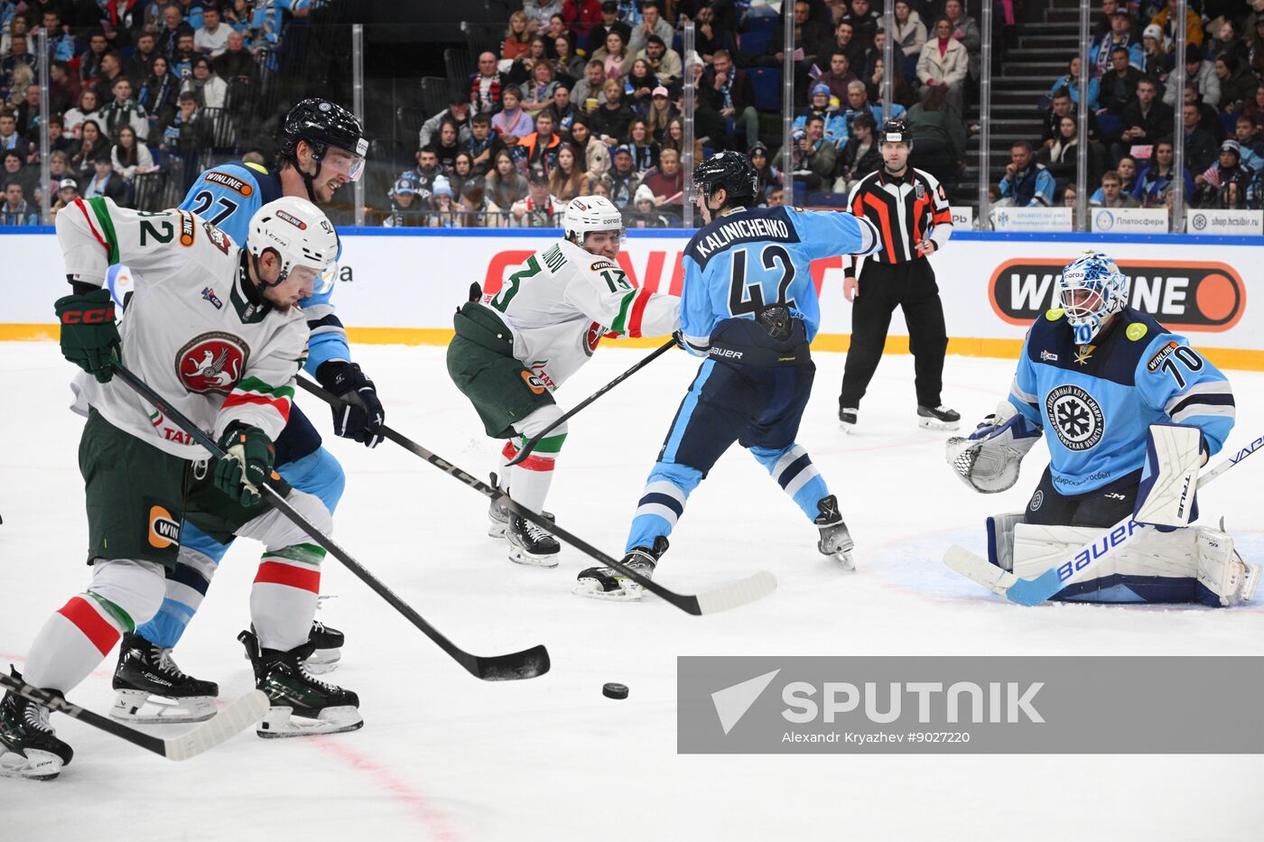 Russia Ice Hockey Kontinental League Sibir - Ak Bars