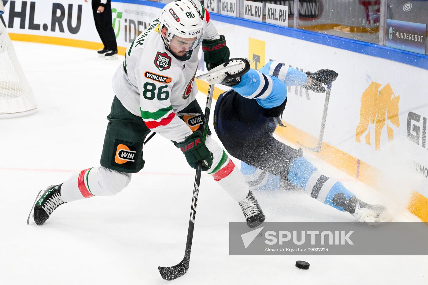 Russia Ice Hockey Kontinental League Sibir - Ak Bars