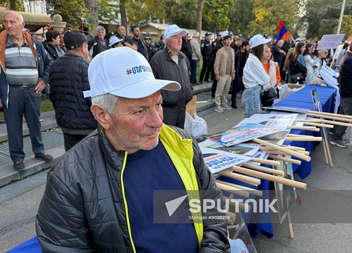 Armenia Tashir Group Head Lawsuit Rally
