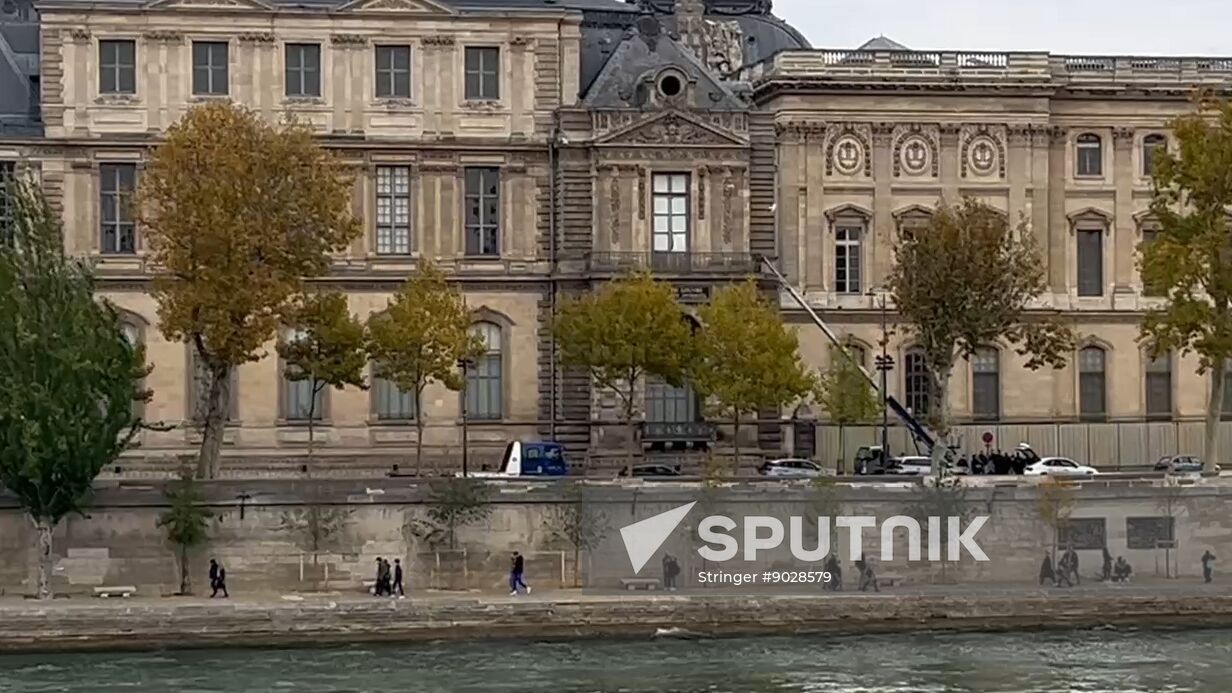France Louvre Museum Robbery
