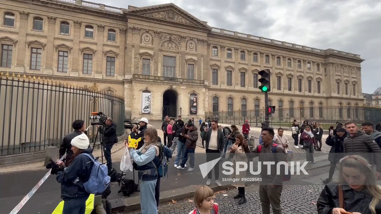 France Louvre Museum Robbery
