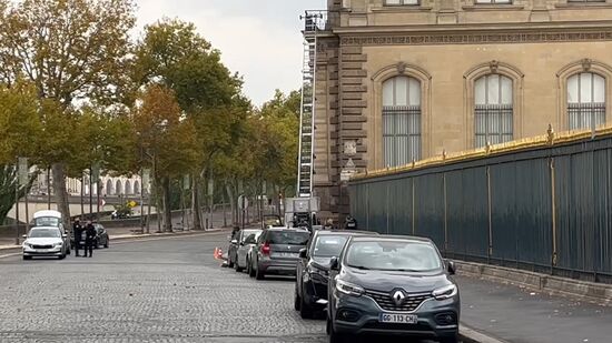 France Louvre Museum Robbery