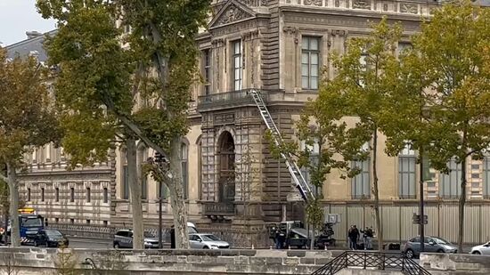 France Louvre Museum Robbery